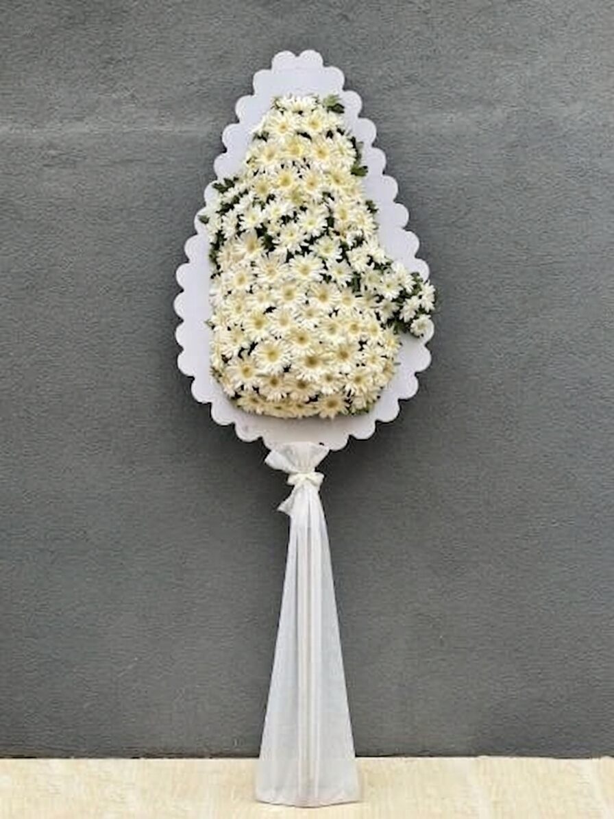 Beyaz Gerbera Ayaklı Sepet